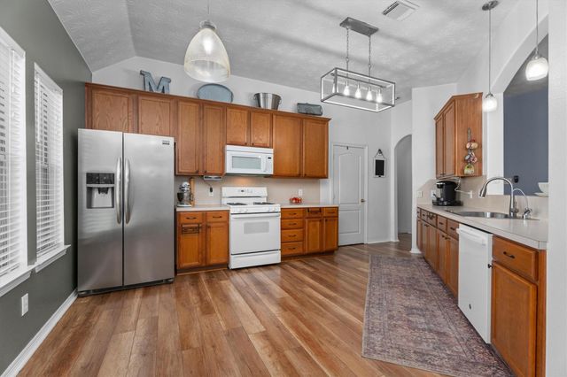 7406 Revelwood Drive, Magnolia, TX 77354