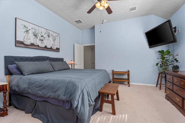 7406 Revelwood Drive, Magnolia, TX 77354