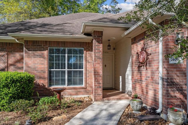 7406 Revelwood Drive, Magnolia, TX 77354