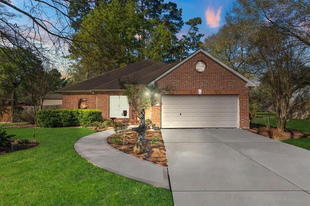 7406 Revelwood Drive, Magnolia, TX 77354