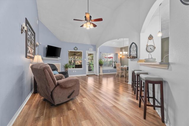 7406 Revelwood Drive, Magnolia, TX 77354