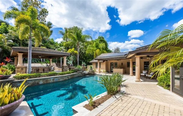 18034 Anna Marie, Yorba Linda, CA 92886