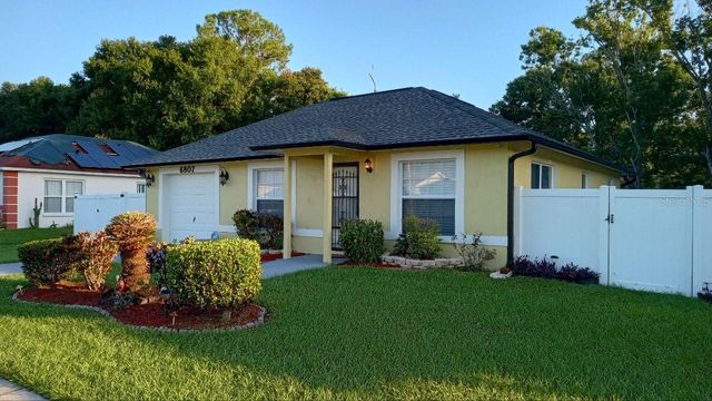 6807 KINGSTON DRIVE, Tampa, FL 33619