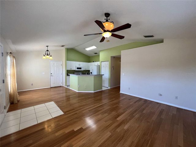 6807 KINGSTON DRIVE, Tampa, FL 33619