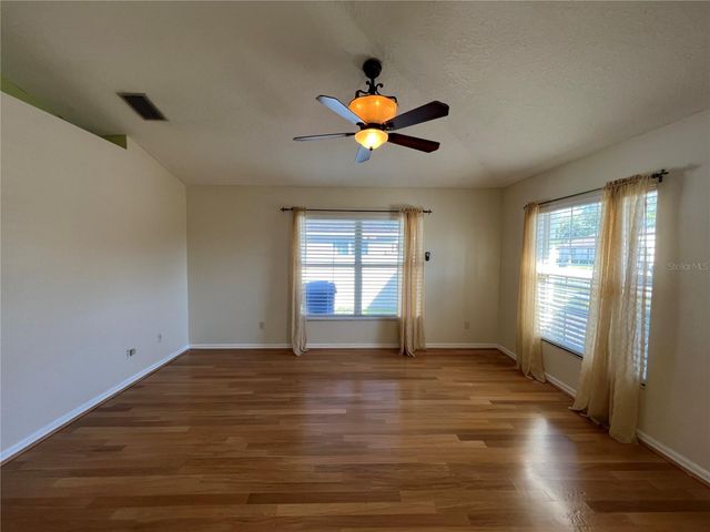 6807 KINGSTON DRIVE, Tampa, FL 33619