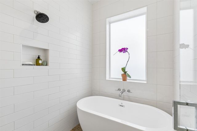 4404 Capitol Avenue, Dallas, TX 75204