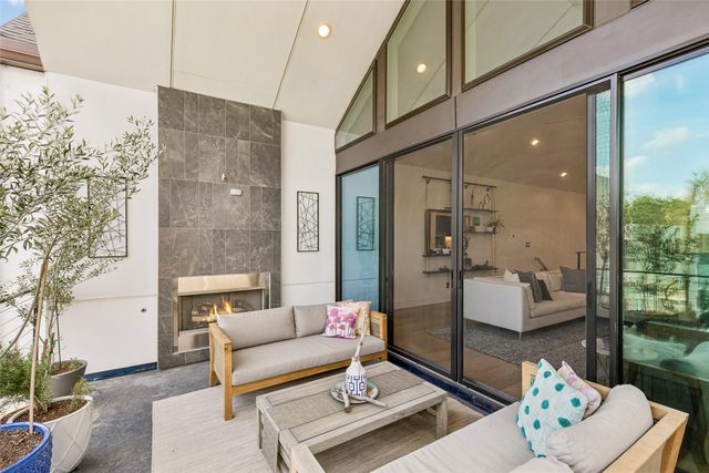 4404 Capitol Avenue, Dallas, TX 75204