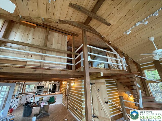 6023 Del Haven Road, Lower Mt Bethel Twp, PA 18013