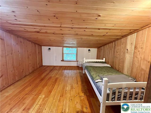 6023 Del Haven Road, Lower Mt Bethel Twp, PA 18013