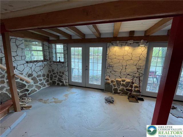 6023 Del Haven Road, Lower Mt Bethel Twp, PA 18013