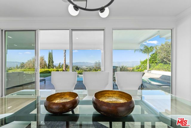 16053 SABANA Lane, Encino (los Angeles), CA 91436