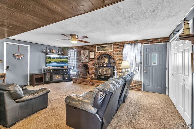 1360 Cambridge Avenue, North Tonawanda, NY 14120