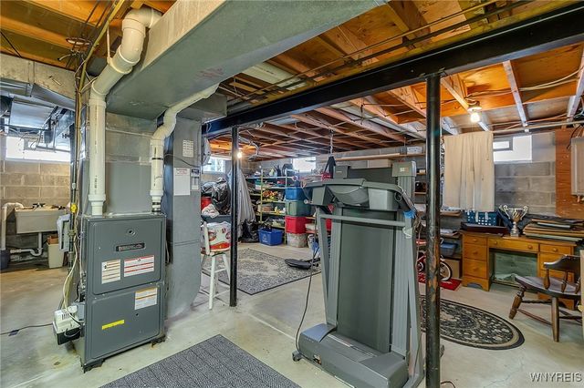 1360 Cambridge Avenue, North Tonawanda, NY 14120