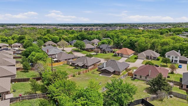 1600 Creekside Avenue, Sherman, TX 75092
