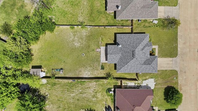 1600 Creekside Avenue, Sherman, TX 75092