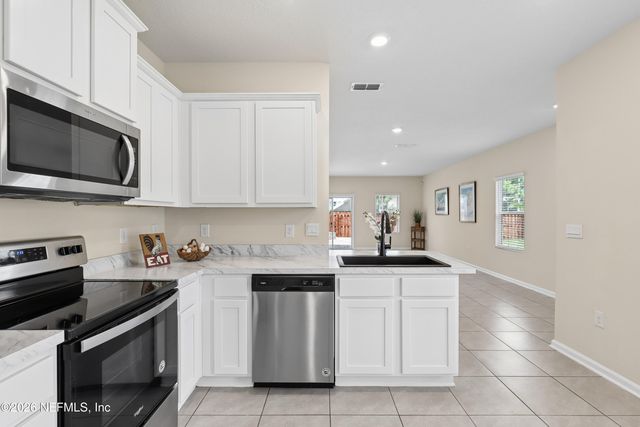 9624 BAYLIN Court, Jacksonville, FL 32256