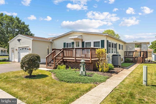 365 W 6TH ST, Red Hill, PA 18076