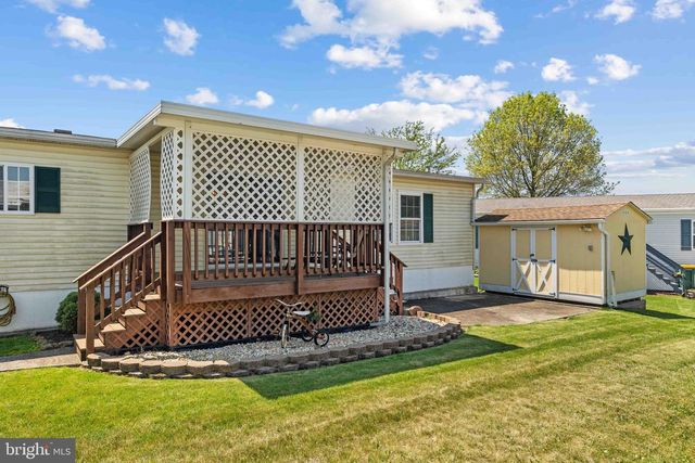 365 W 6TH ST, Red Hill, PA 18076