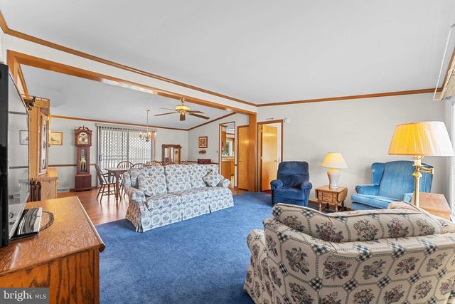 365 W 6TH ST, Red Hill, PA 18076