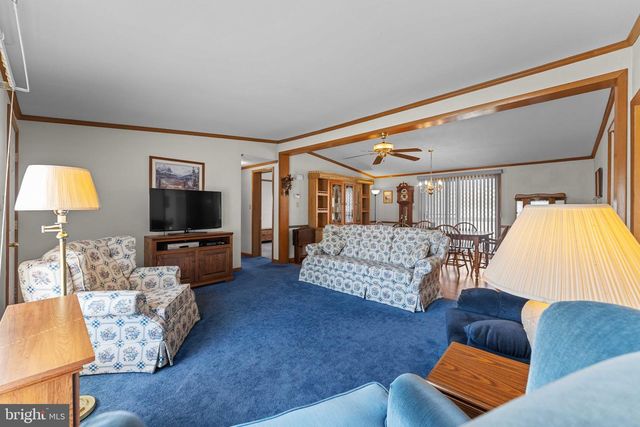 365 W 6TH ST, Red Hill, PA 18076