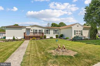 365 W 6TH ST, Red Hill, PA 18076