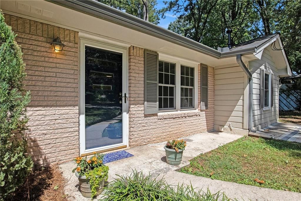 4917 Velva NW Way, Lilburn, GA 30047