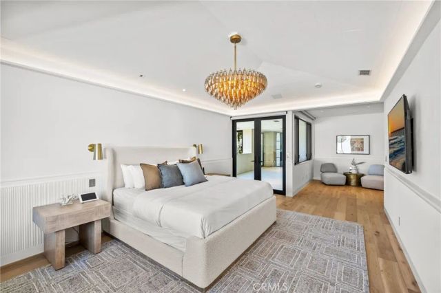 1075 Granville Drive, Newport Beach, CA 92660