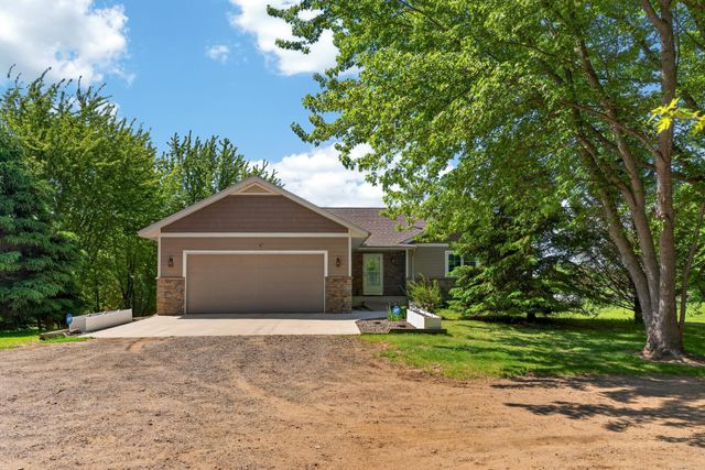 5576 580th Street, Pine City, MN 55063