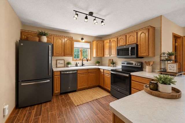 5576 580th Street, Pine City, MN 55063