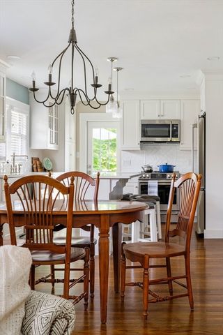 54 Endicott Rd, Stoneham, MA 02180