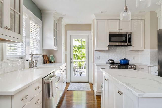 54 Endicott Rd, Stoneham, MA 02180