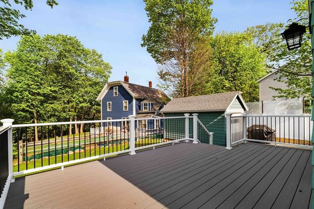 54 Endicott Rd, Stoneham, MA 02180