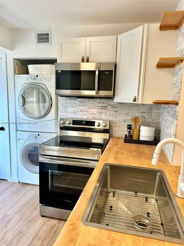 715 Gardens Dr 103, Pompano Beach, FL 33069