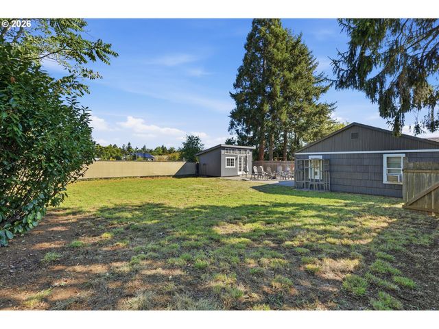 5741 Se OGDEN St, Portland, OR 97206