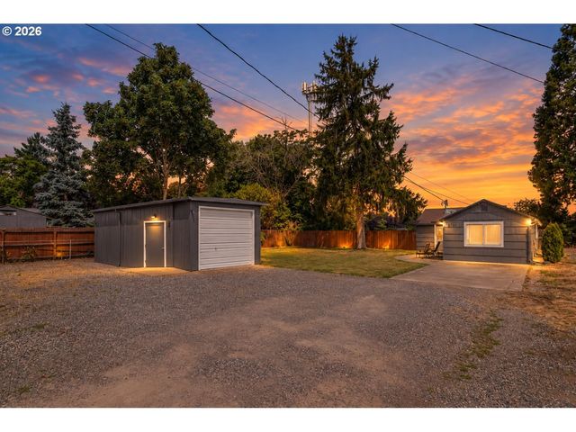 5741 Se OGDEN St, Portland, OR 97206