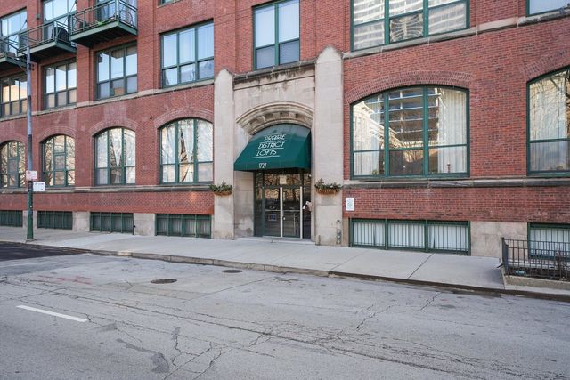 1727 S Indiana Avenue 223, Chicago, IL 60616