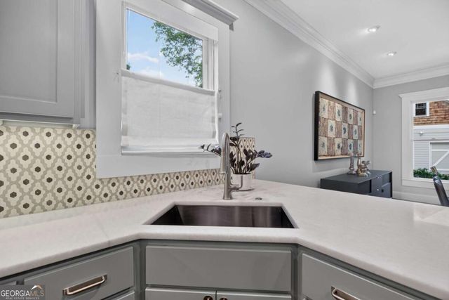 744 E Side Avenue SE, Atlanta, GA 30316