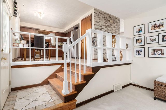 5226 Lindora Drive, Columbus, OH 43232