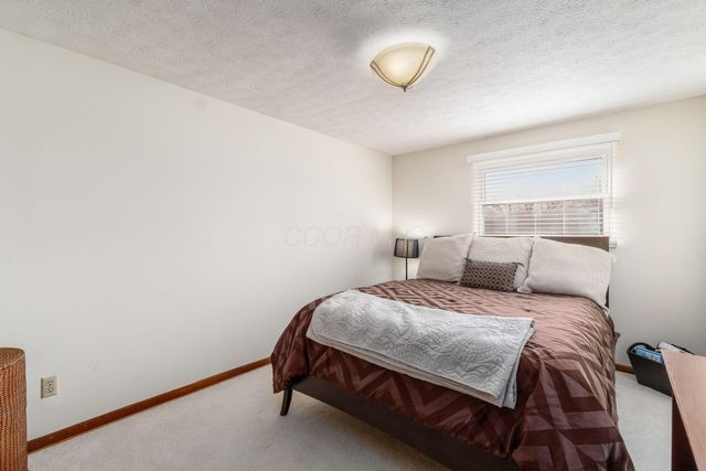 5226 Lindora Drive, Columbus, OH 43232