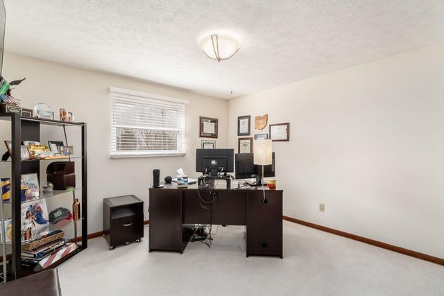 5226 Lindora Drive, Columbus, OH 43232