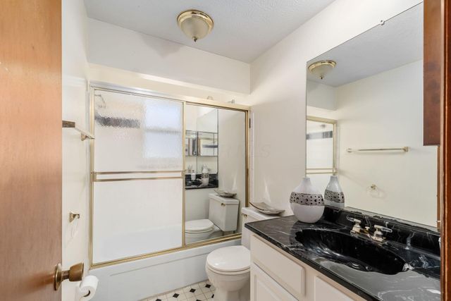 5226 Lindora Drive, Columbus, OH 43232