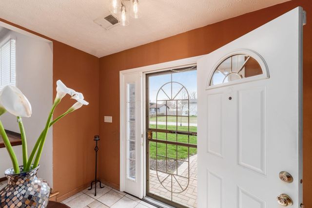 5226 Lindora Drive, Columbus, OH 43232