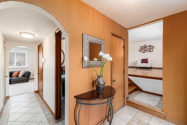 5226 Lindora Drive, Columbus, OH 43232