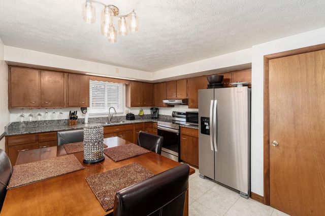 5226 Lindora Drive, Columbus, OH 43232