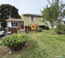 165 Parkview Street, Meriden, CT 06451