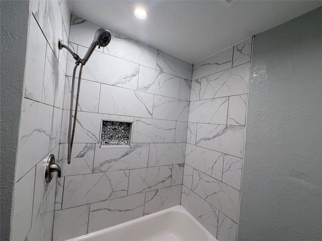 1003 W 12th Street, Freeport, TX 77541