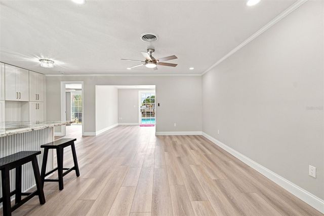 101 92ND AVENUE N, St Petersburg, FL 33702