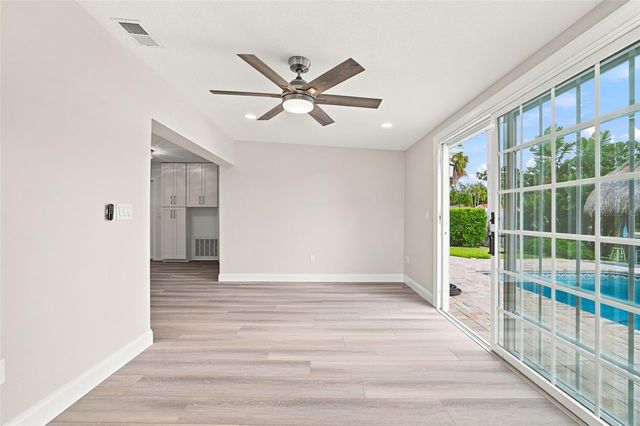 101 92ND AVENUE N, St Petersburg, FL 33702
