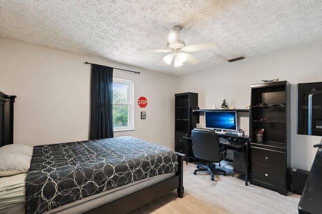 1869 KINGS POINT BOULEVARD, Kissimmee, FL 34744