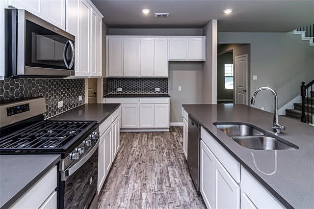 448 Ella Lane, Fate, TX 75087
